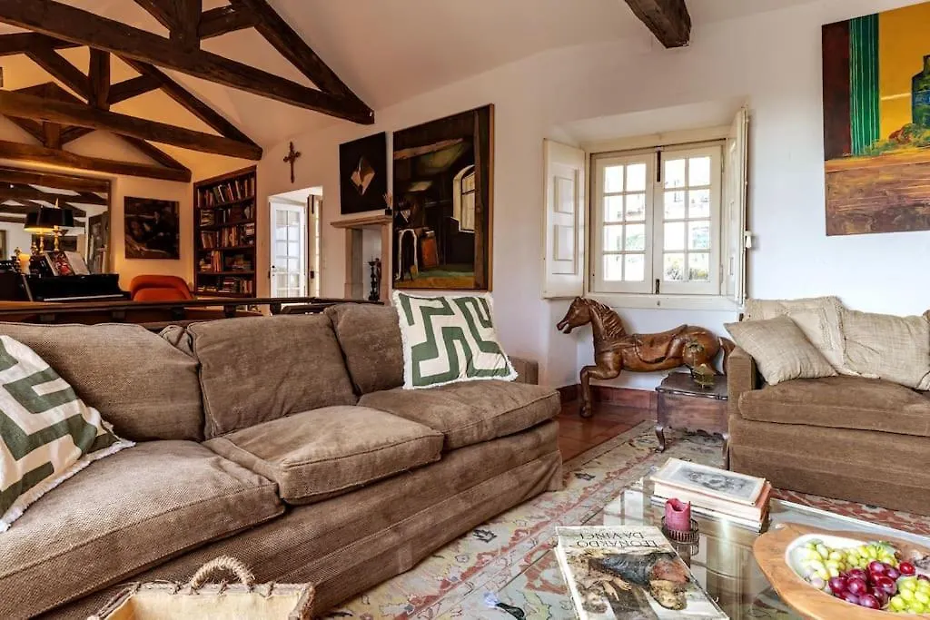 Holiday home Unique Tiny Smart Home With Private Garden, Jacuzzi, Ps5, Cinema Projector - Sintra Wow