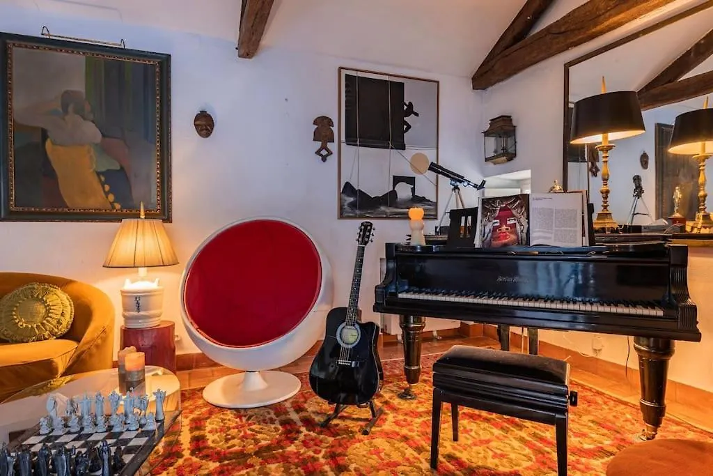 Holiday home Unique Tiny Smart Home With Private Garden, Jacuzzi, Ps5, Cinema Projector - Sintra Wow