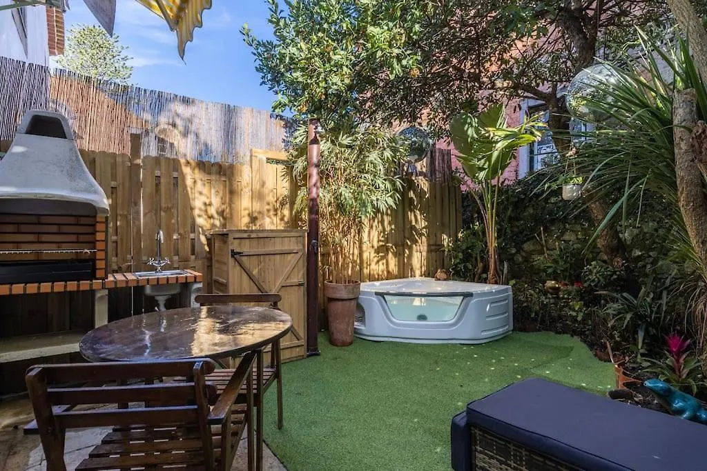 Unique Tiny Smart Home With Private Garden, Jacuzzi, Ps5, Cinema Projector - Sintra Wow Holiday home