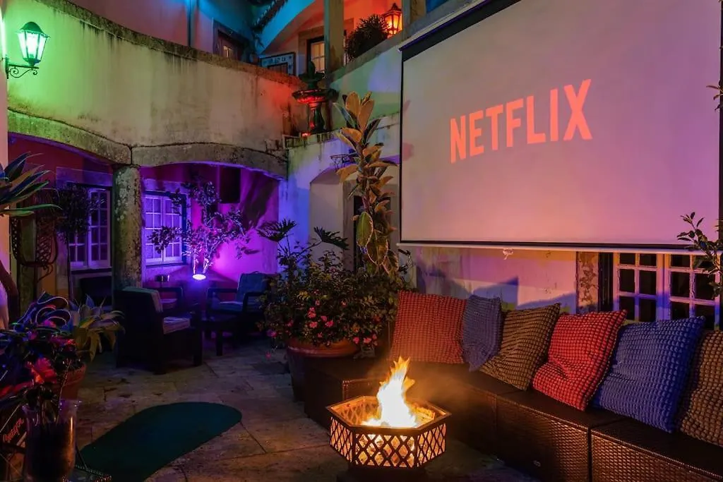Unique Tiny Smart Home With Private Garden, Jacuzzi, Ps5, Cinema Projector - Sintra Wow Holiday home