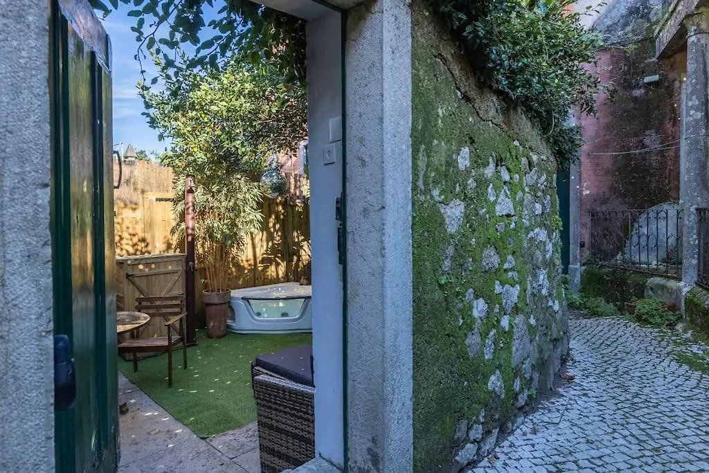 Unique Tiny Smart Home With Private Garden, Jacuzzi, Ps5, Cinema Projector - Sintra Wow