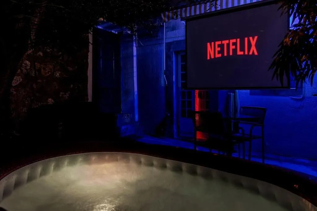 Holiday home Unique Tiny Smart Home With Private Garden, Jacuzzi, Ps5, Cinema Projector - Sintra Wow