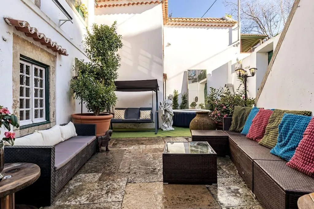 Unique Tiny Smart Home With Private Garden, Jacuzzi, Ps5, Cinema Projector - Sintra Wow Dom wakacyjny